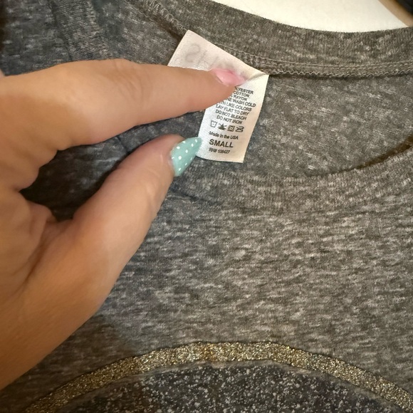 Feather Tank - Picture 2 of 2